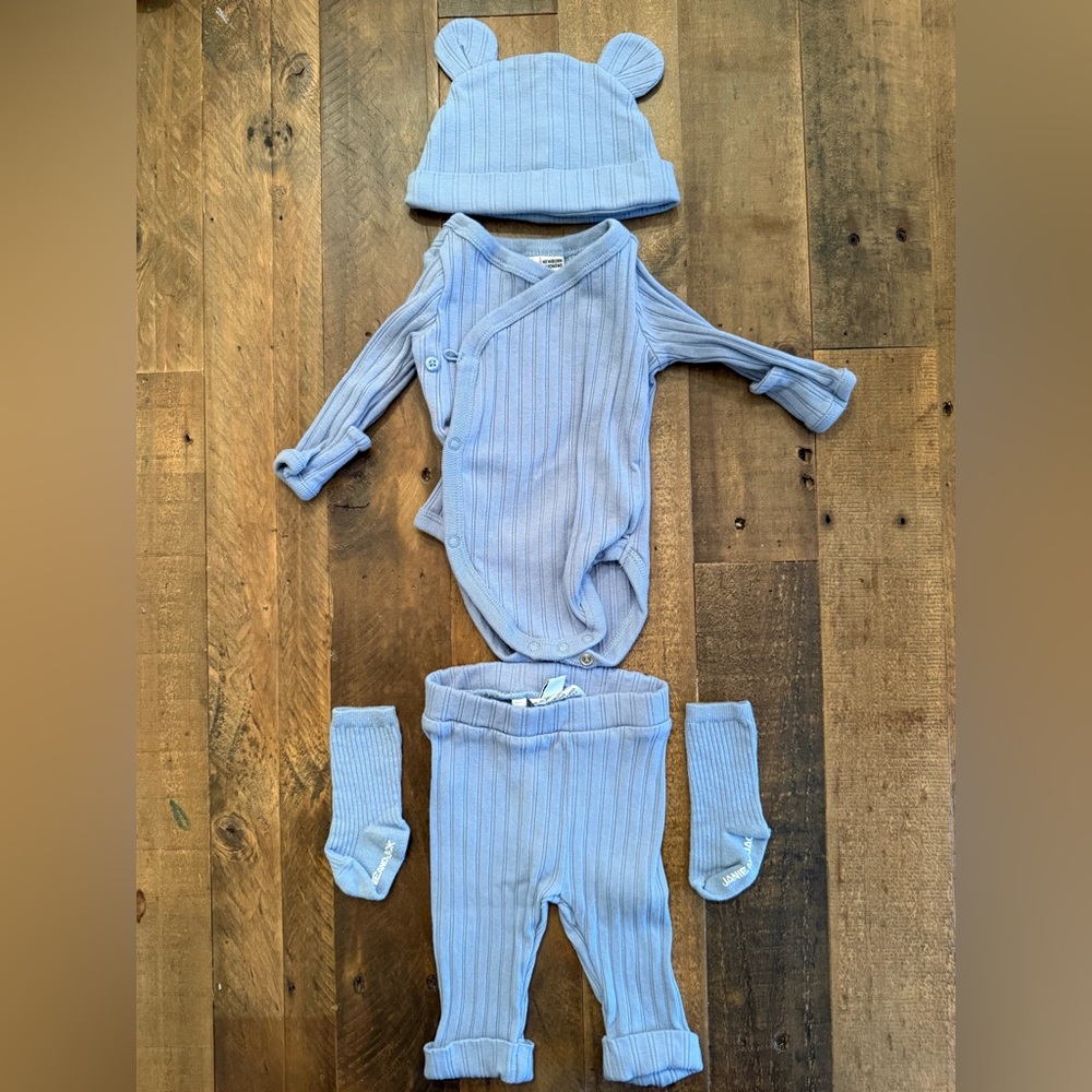 Janie & Jack - BABY RIBBED WRAP BODYSUIT. PANTS, SOCKS, HAT | Blue | Size: NB